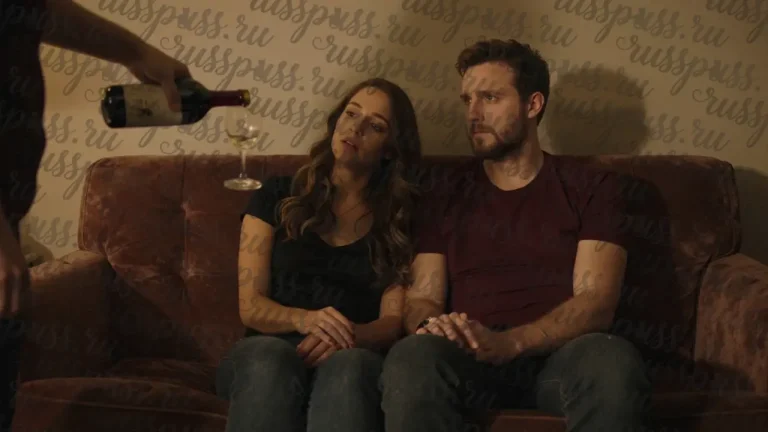 Эскорт для пар: как третий человек влияет на отношения и ломает семейные табу